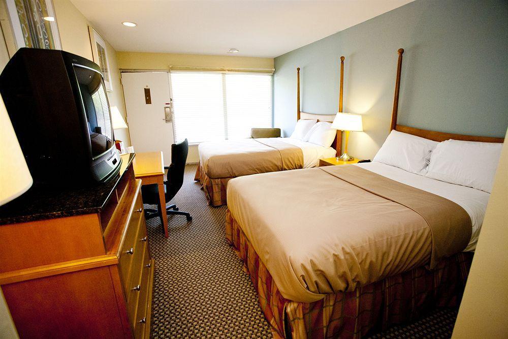 Star City Inn And Suites Grove City Buitenkant foto