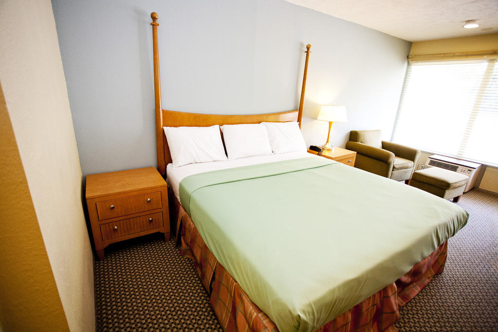 Star City Inn And Suites Grove City Kamer foto